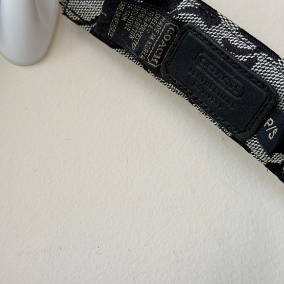 Stylish Black and Gray Women's Visor - Picture 3 of 3